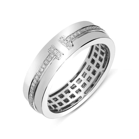 18ct White Gold Diamond Centre Channel Set Band Ring. Y00031R.