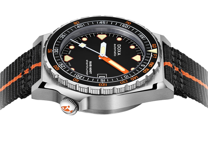 Doxa SUB 600T Sharkhunter Nato