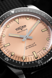 Vulcain Skindiver Nautique Salmon Black Leather Limited Edition