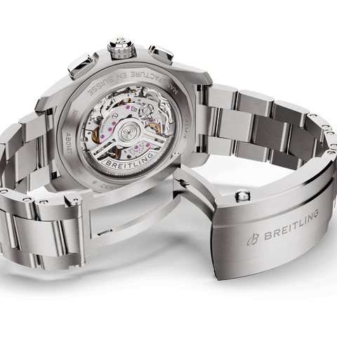 Breitling Avenger B01 Chronograph 44 Bracelet