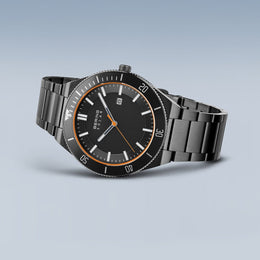 Bering Solar Mens