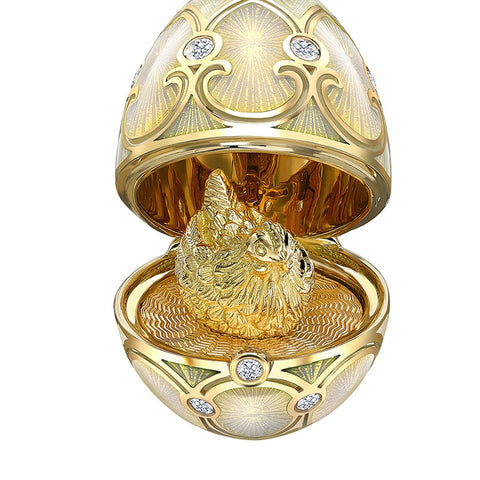 Faberge Palais Tsarskoye Selo Yellow Gold Locket With Hen Surprise