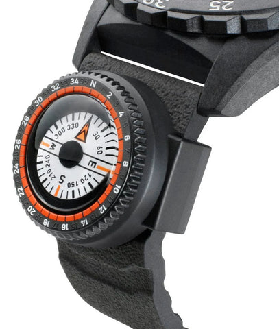 Luminox Bear Grylls Survival Master