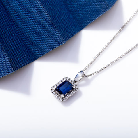 18ct White Gold 0.95ct Sapphire and Diamond Oblong Necklace