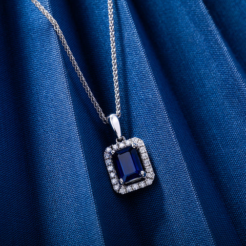 18ct White Gold 0.95ct Sapphire and Diamond Oblong Necklace