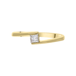 18ct Yellow Gold Diamond Princess Cut Cross Over Ring, FEU-527.