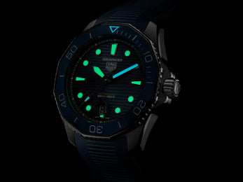 TAG Heuer Watch Aquaracer Professional 300 Calibre 5 Automatic